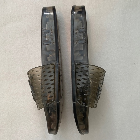 Fenty x Puma gummie slides sz 8 - Picture 3 of 16